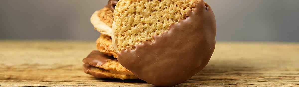 Duchesse Vollmilch - Gefülltes Mandelbaiser von Johan von Ilten