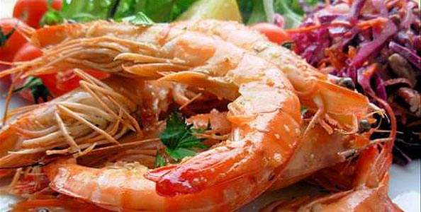 Riesengarnelen mit Pistazienpesto