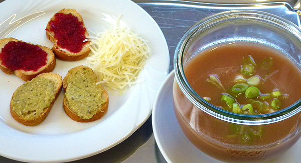 Serviervorschlag Höri Bülle Suppe Serviervorschlag Höri Bülle Suppe